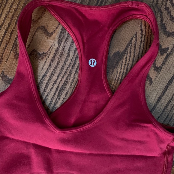 Lululemon racer back tank top Size 4 - Picture 2 of 3